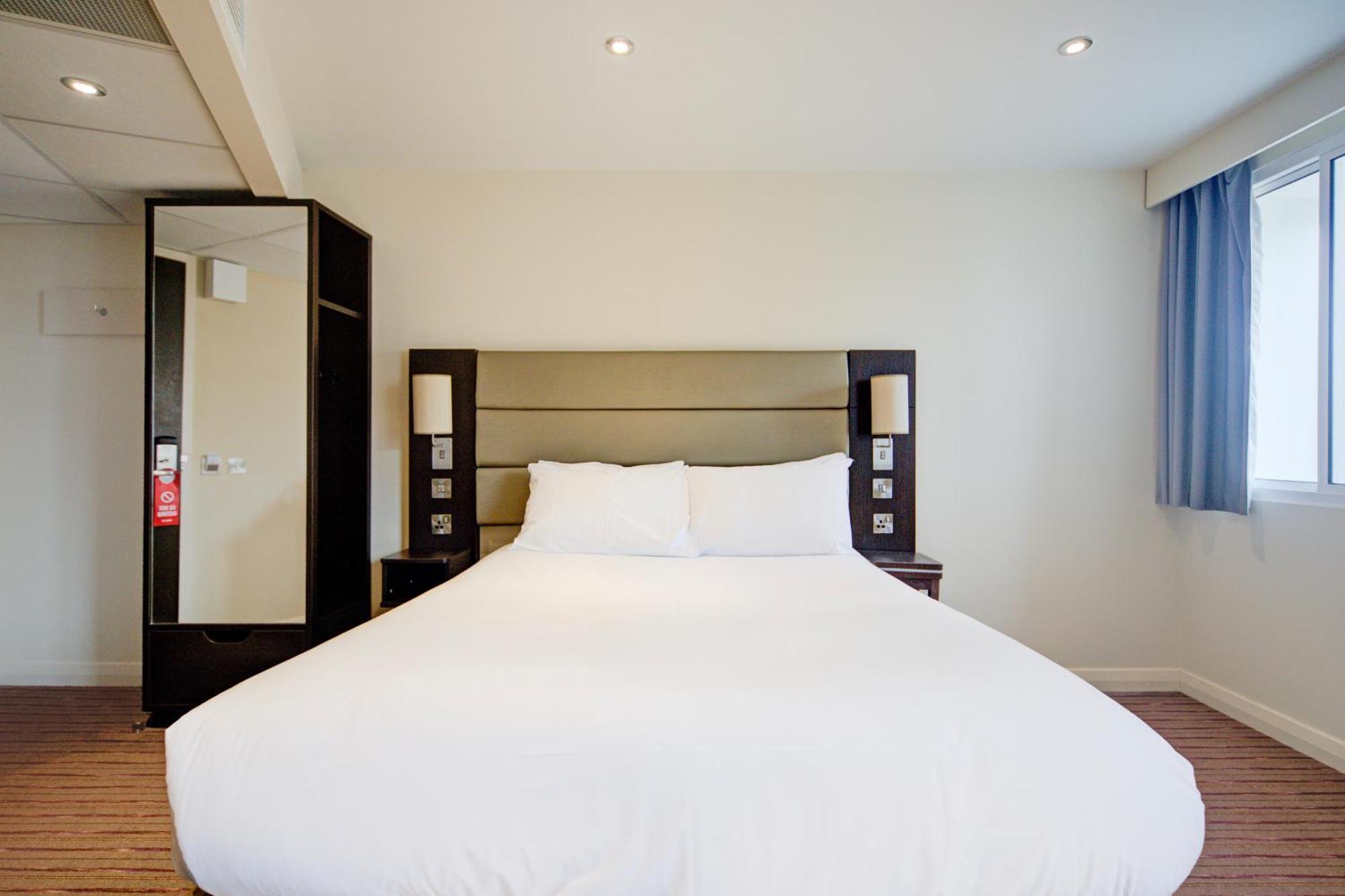 Belvilla Newport City Centre Hotel - Lifestyle エクステリア 写真