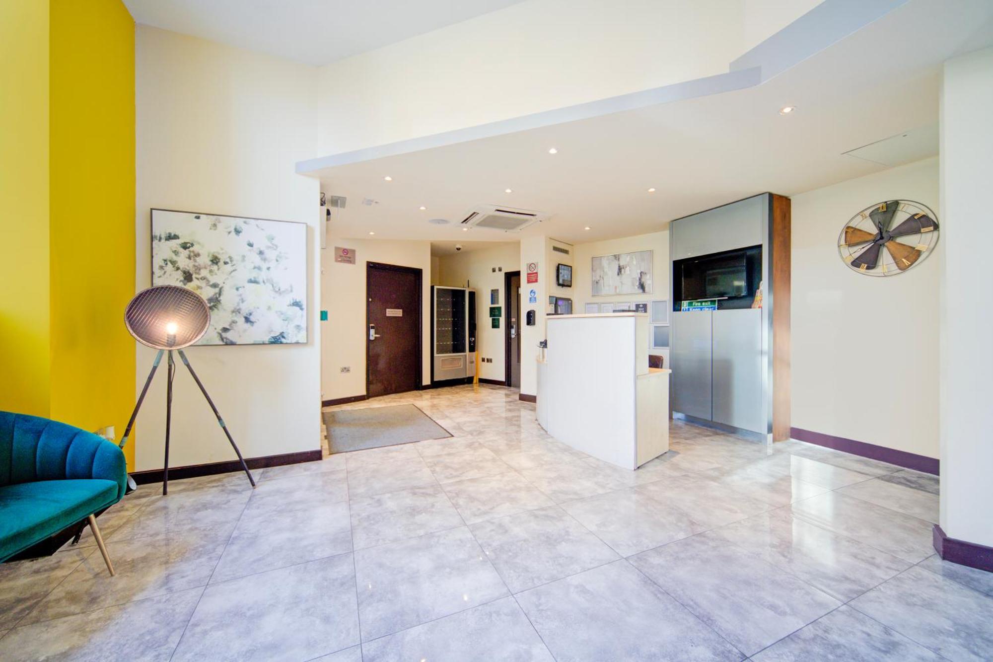Belvilla Newport City Centre Hotel - Lifestyle エクステリア 写真