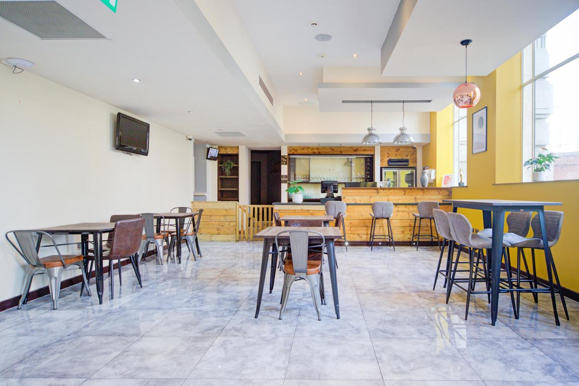Belvilla Newport City Centre Hotel - Lifestyle エクステリア 写真