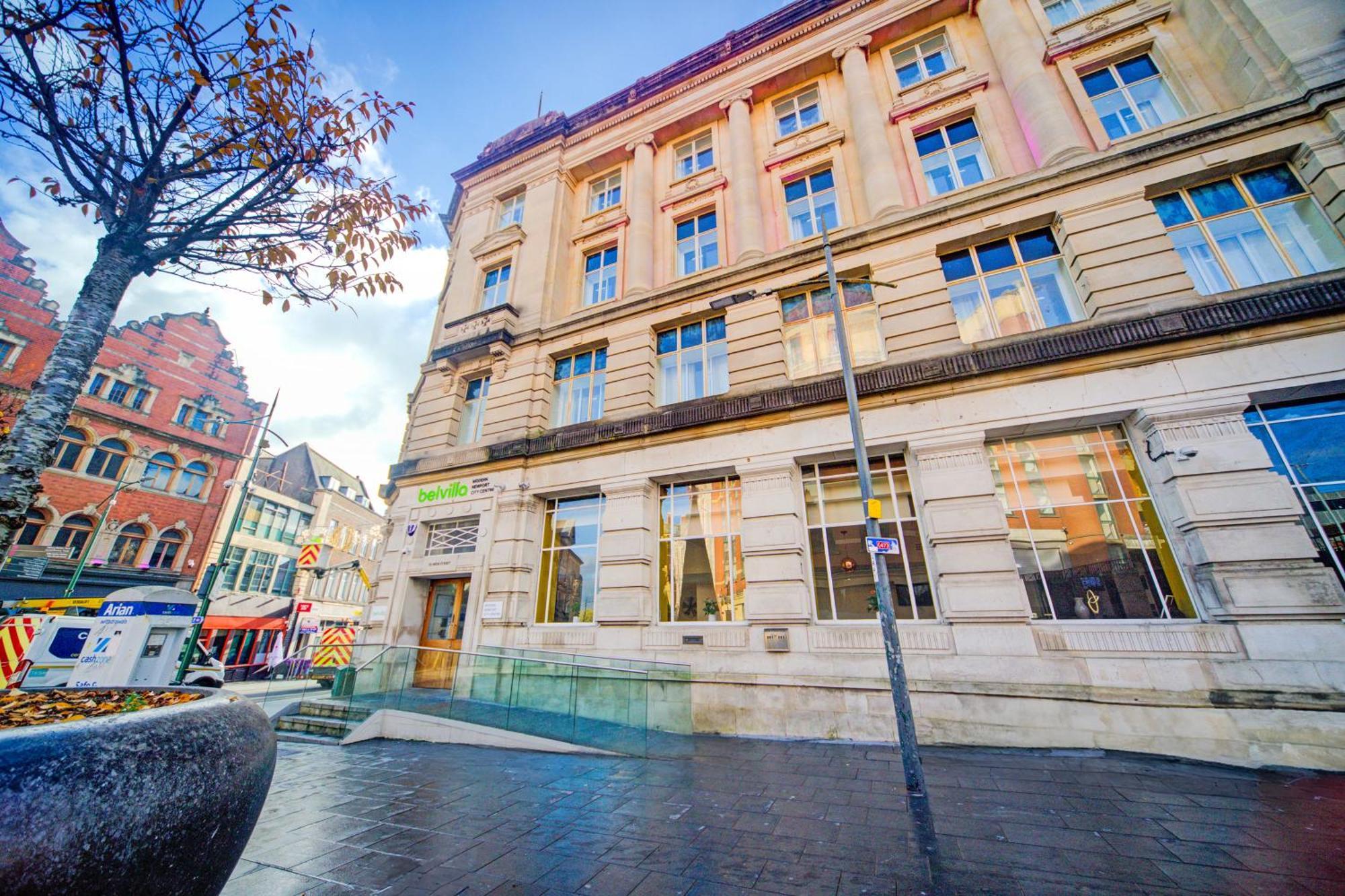 Belvilla Newport City Centre Hotel - Lifestyle エクステリア 写真